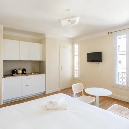 Apartment The Lovely Republic Paris